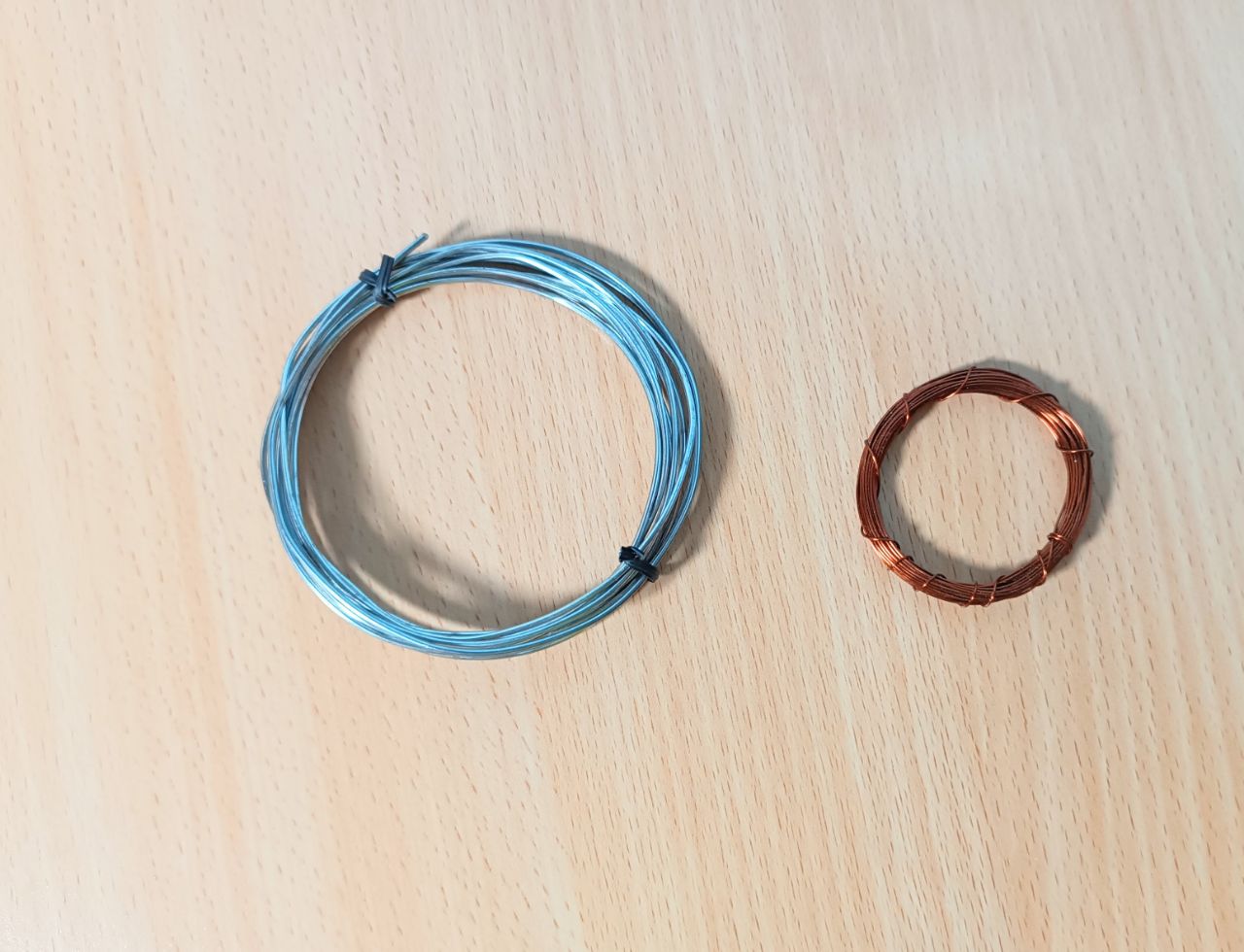 سیم مسی و سیم آهنی